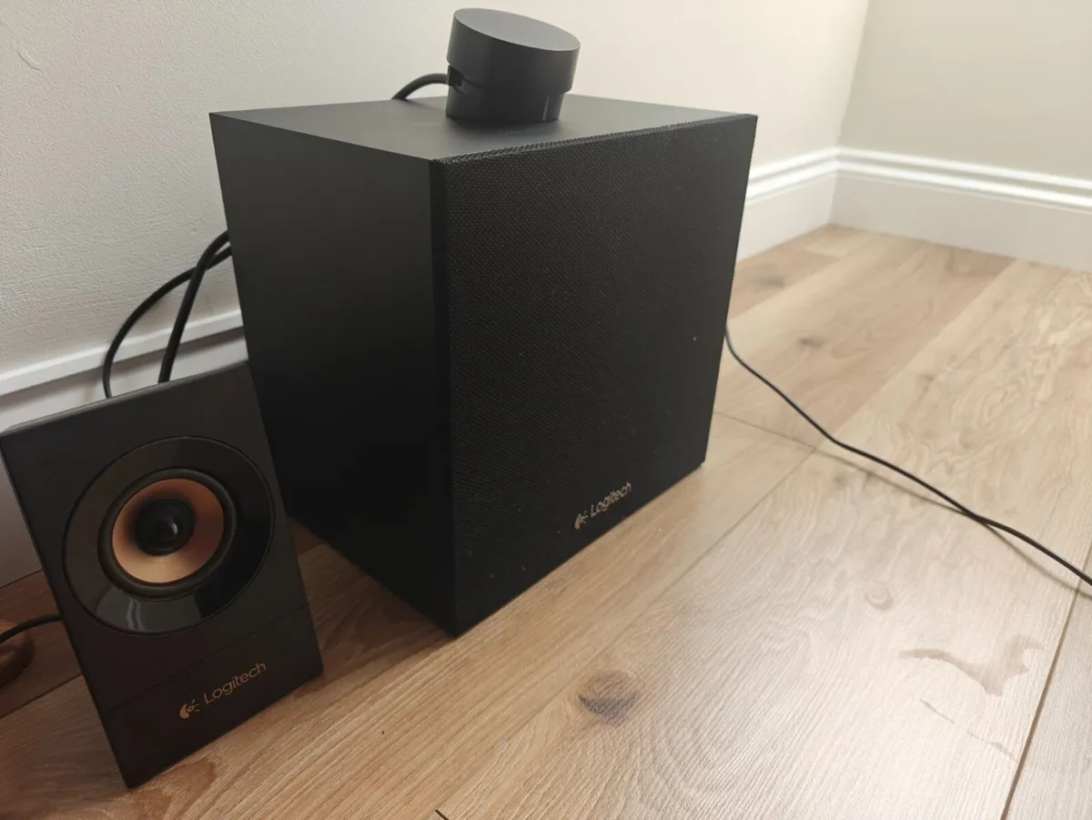 Logitech Z533    2:1 speaker system - Image 3