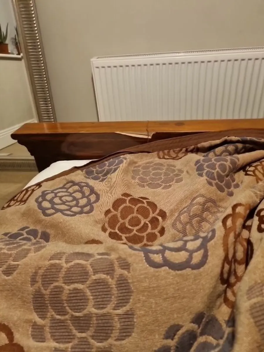 Solid Cherrywood Double (5ft)Bedframe - Image 3