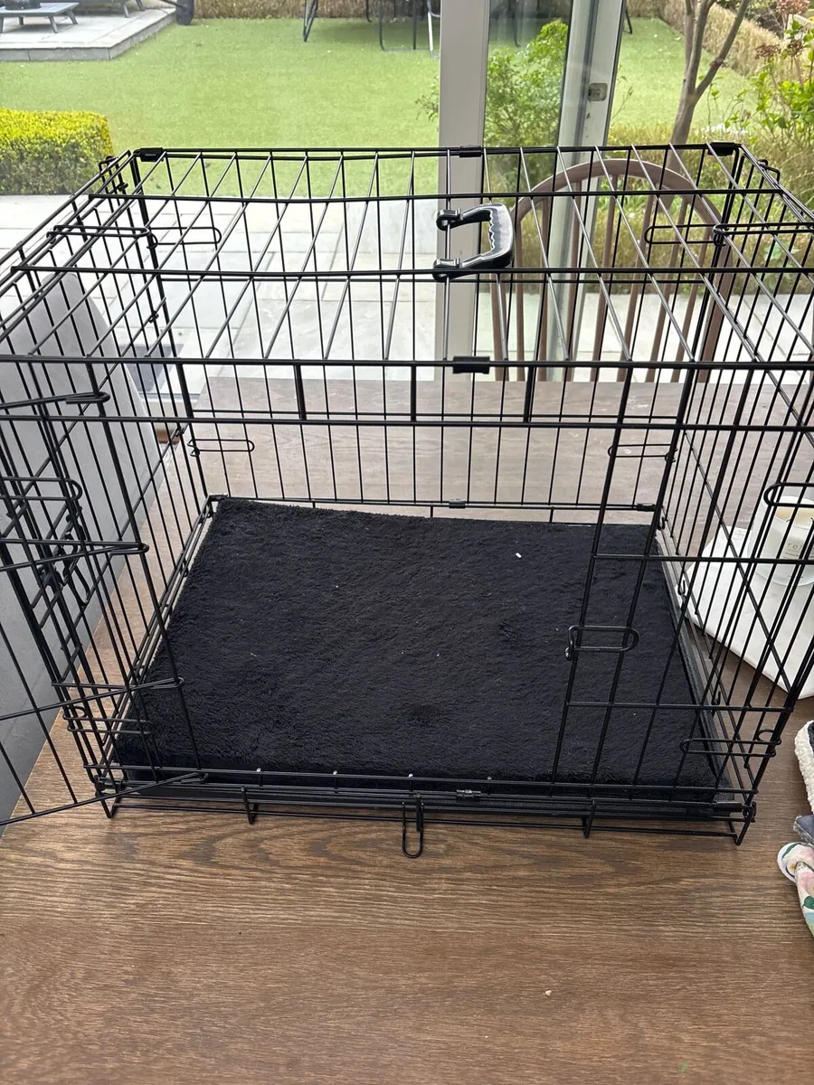 Dog crate small