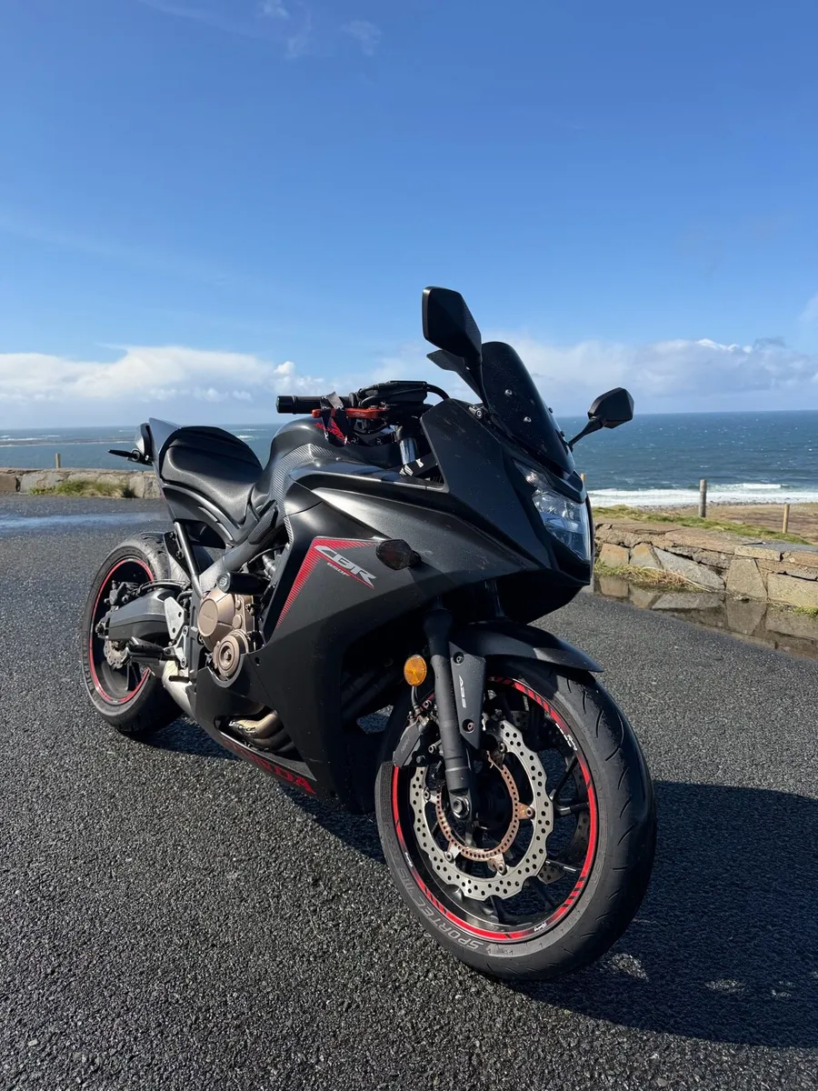 Honda CBR 650 - Image 2