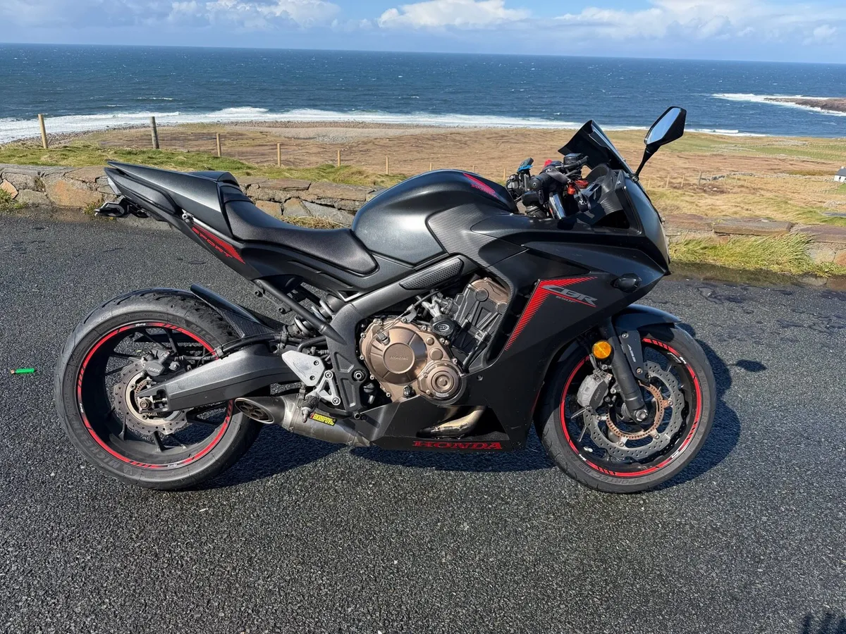 Honda CBR 650 - Image 1