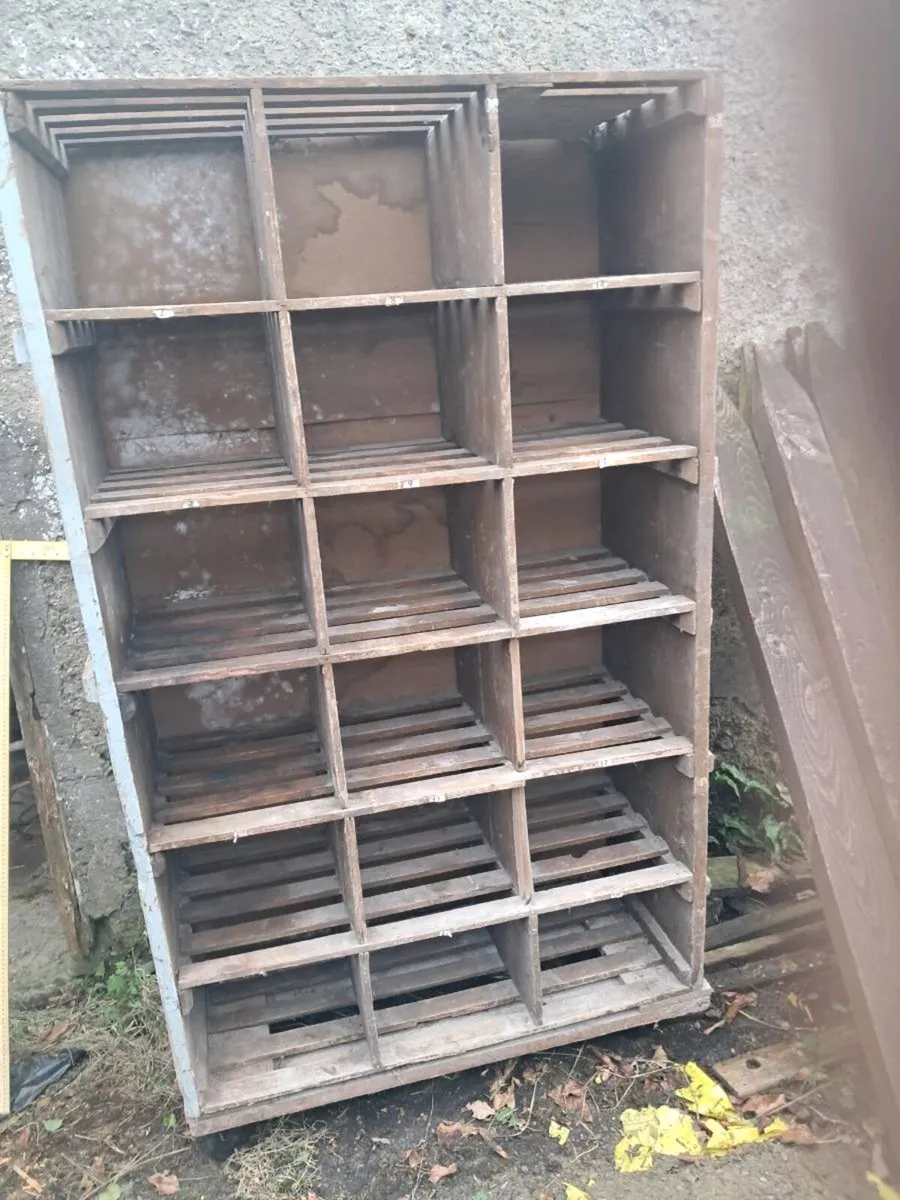 Large rustic pine storage piece - Image 1