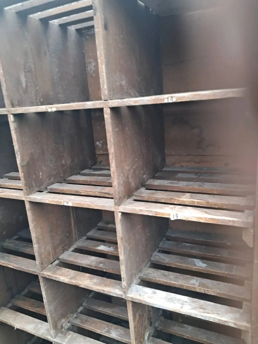 Large rustic pine storage piece - Image 3