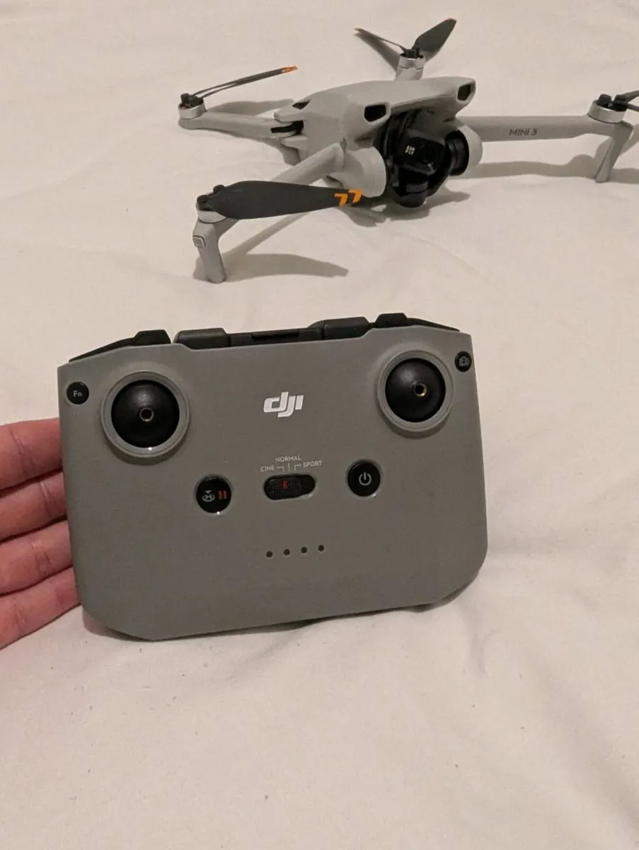DJI mini 3 Fly more combo - Image 2