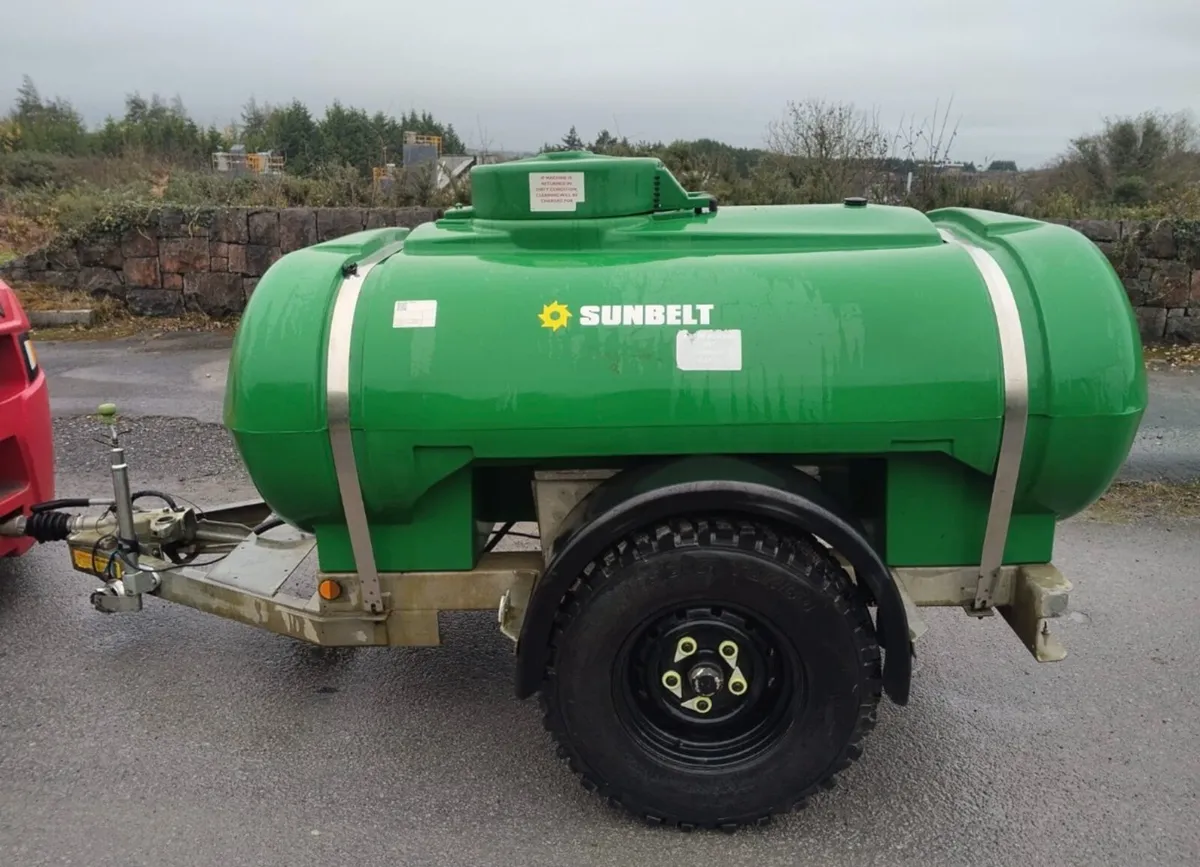 2016 Trailer Engineering Water Tank - Image 2