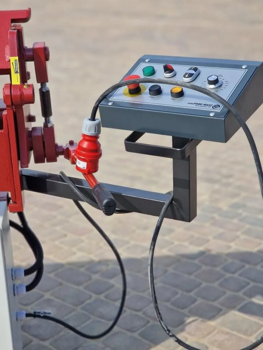 electric sheet metal folder 4m RED-4200/0.8/155* - Image 4