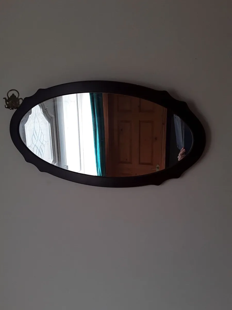 As new oval shaped Rossmore mirror - Image 3