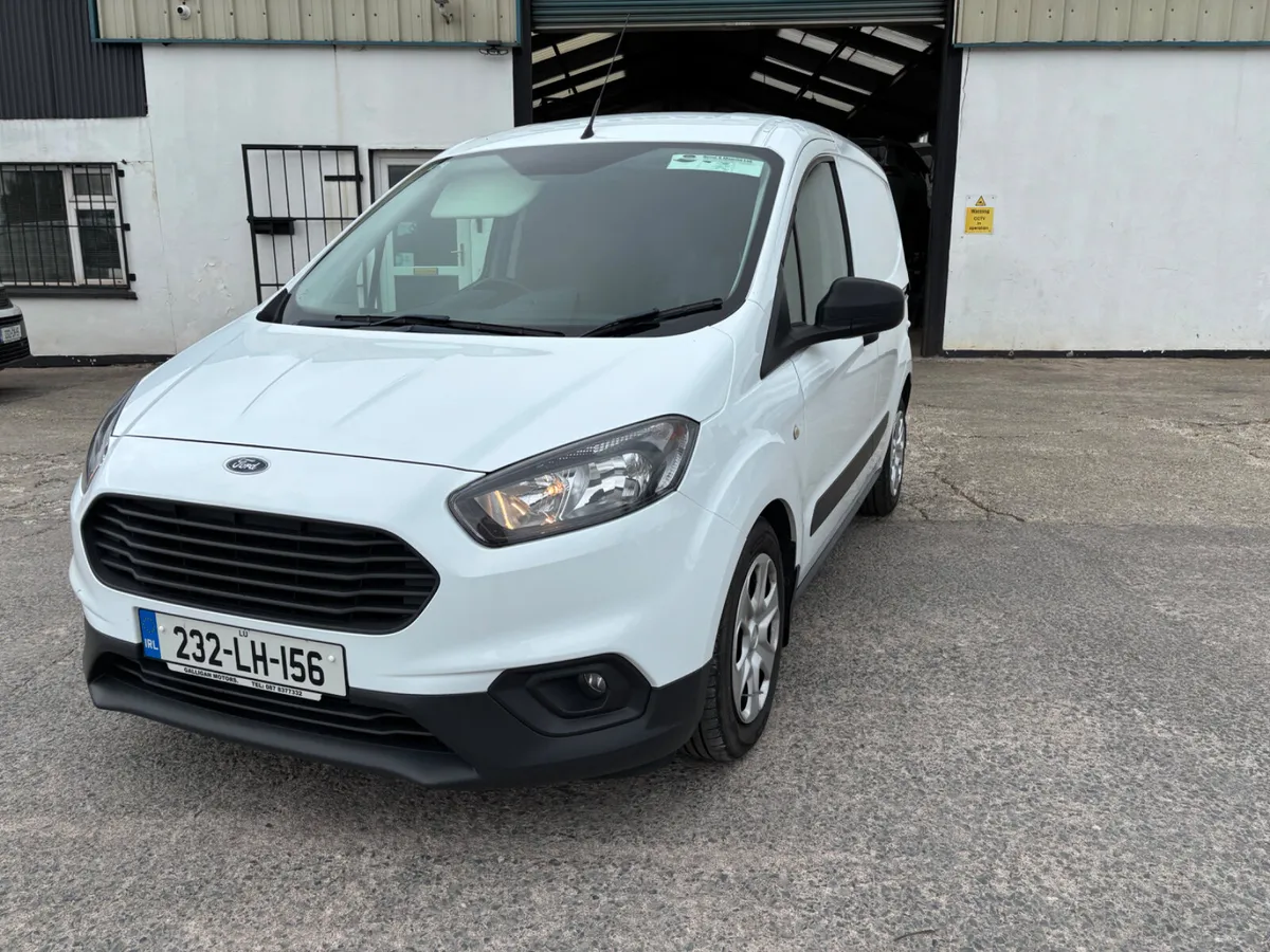 Ford Transit Courier 2023 - Image 3
