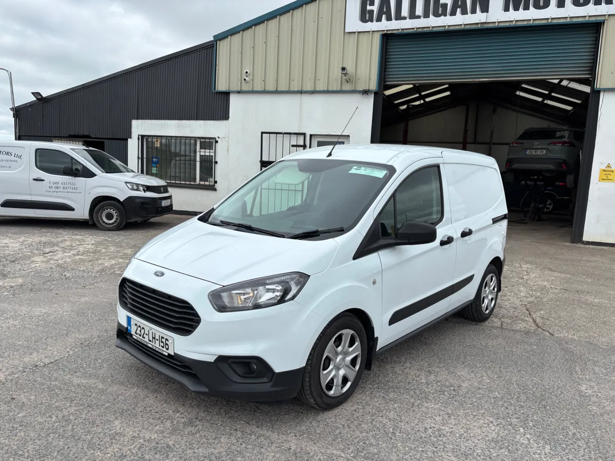Ford Transit Courier 2023 - Image 1