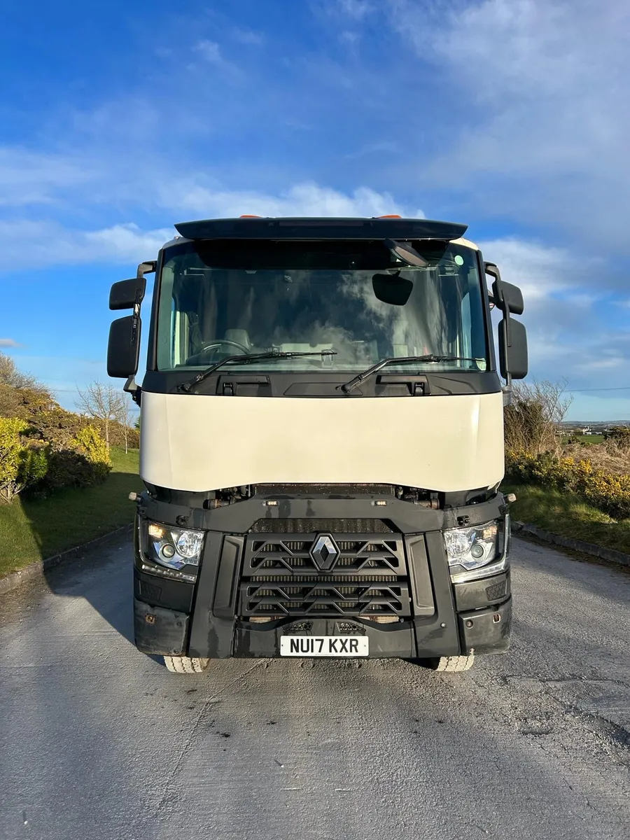 2017 Renault C460 - Image 3