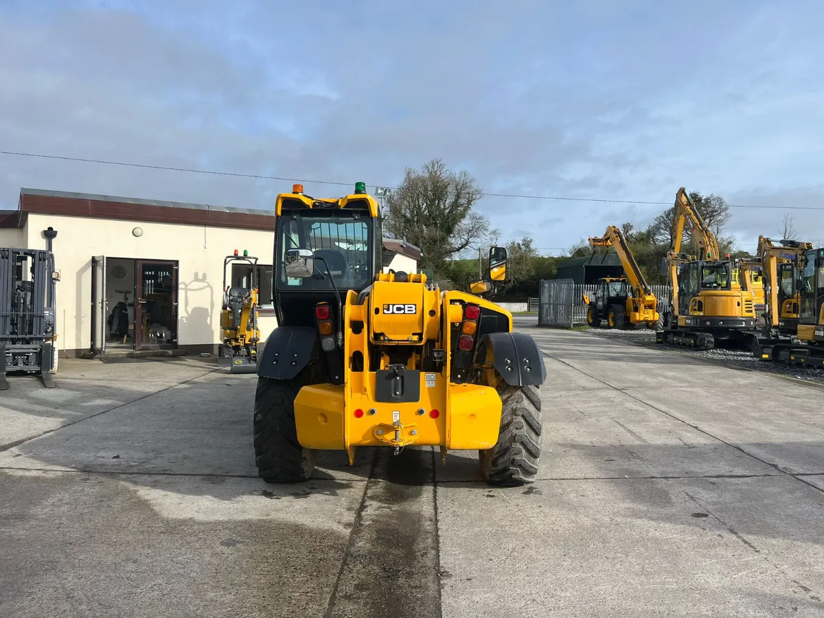 2023 JCB 540-140 Telehandler - Image 2