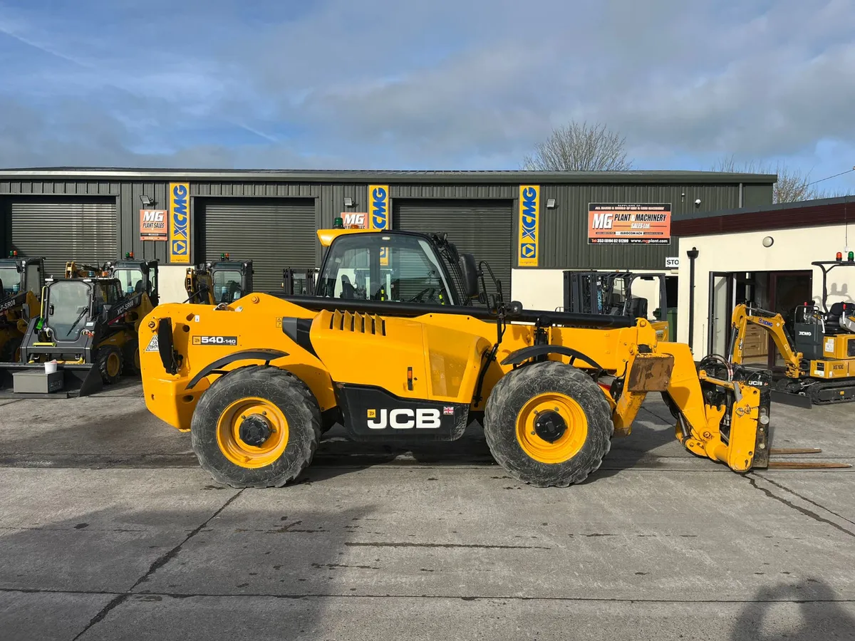 2023 JCB 540-140 Telehandler - Image 4