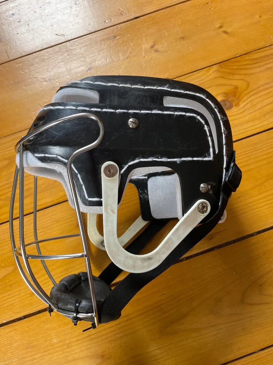 Old Style Cooper Helmet & KK Faceguard - Image 3