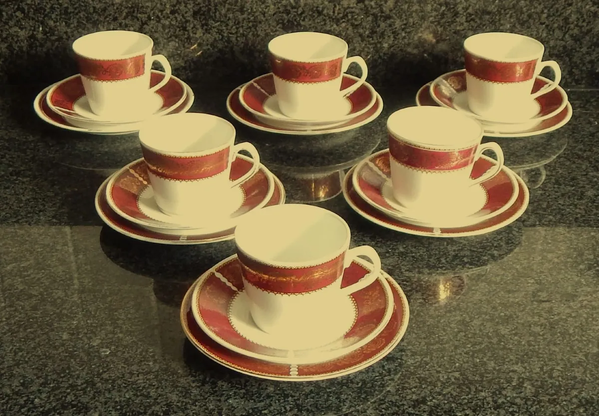 18 Piece Elizabethan Burgundy Bone China Tea Set - Image 1