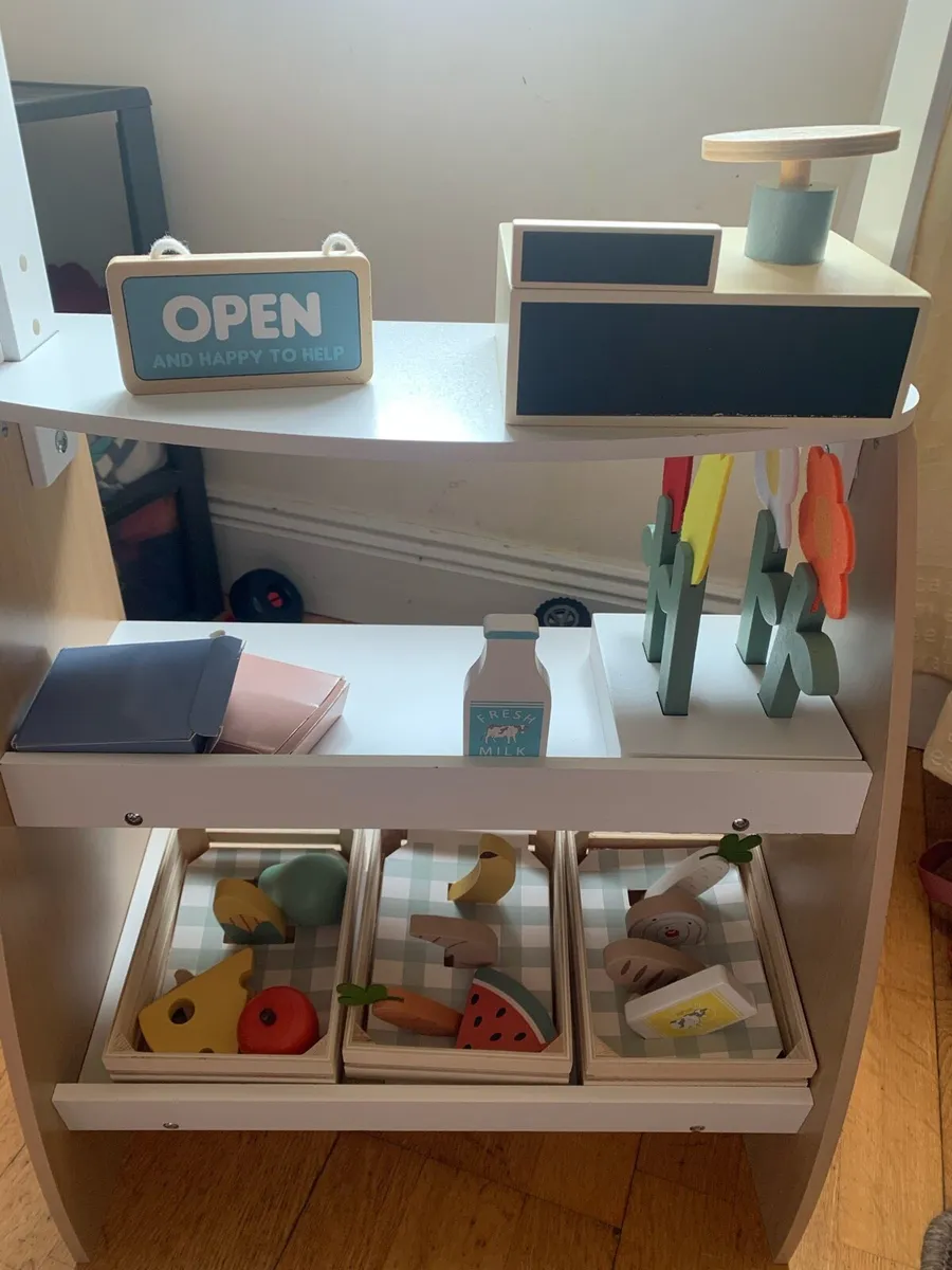 Little Town shop toy