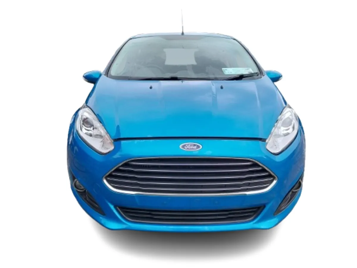 2013 FORD FIESTA For Breaking/Dismantling - Image 2