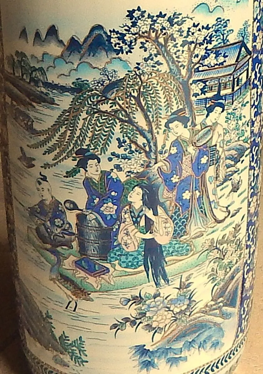 Chinese Porcelain Blue & White Vase/Umbrella Stand - Image 4