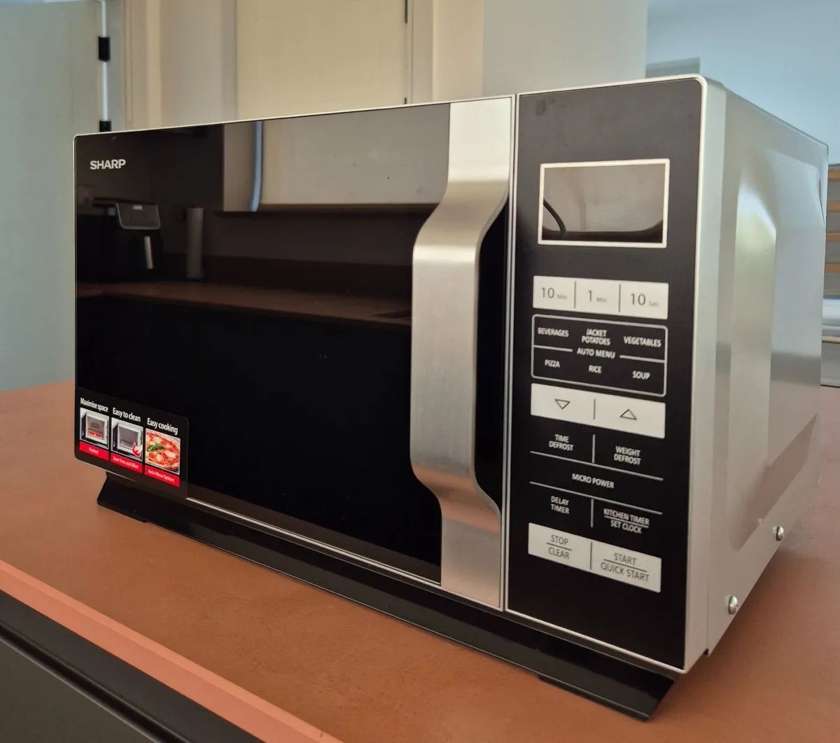 Microwave - Sharp 360 900w - Image 1