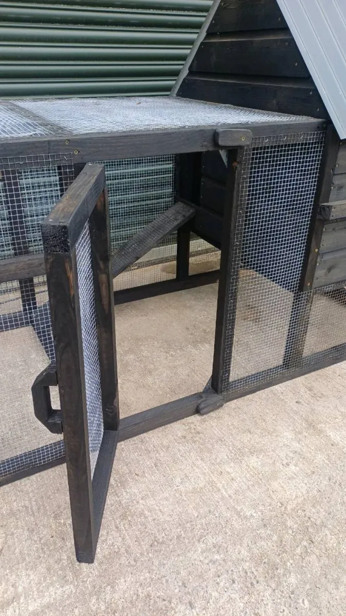 Poultry coop - Image 2