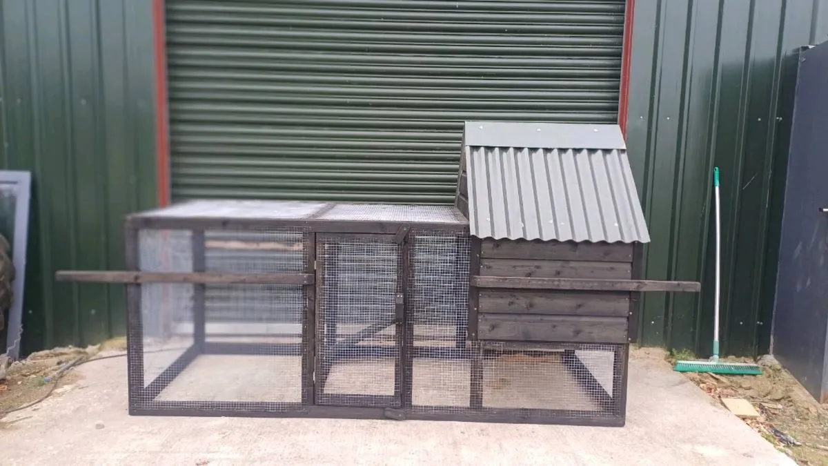 Poultry coop - Image 1