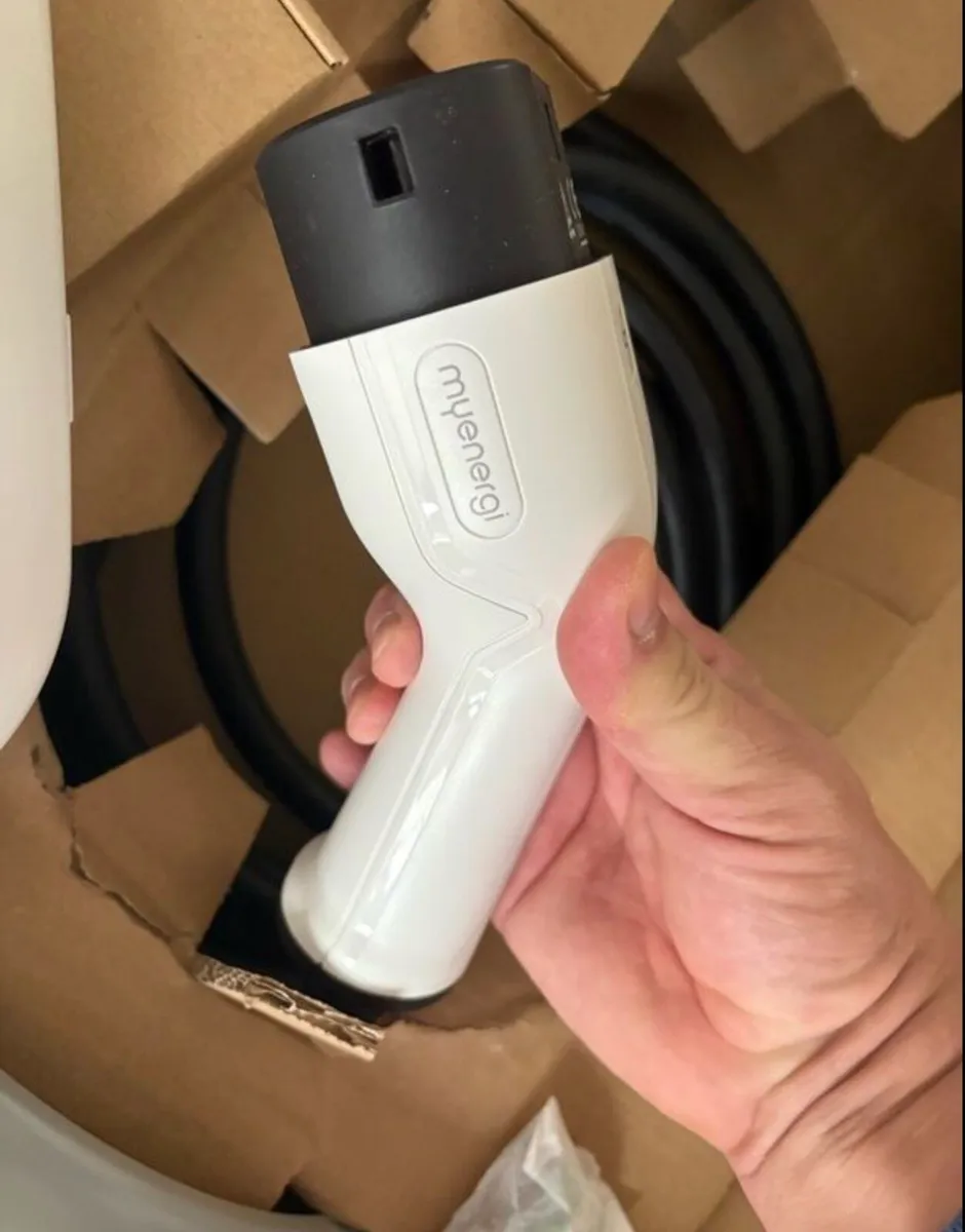 New Zappi 222TW Tethered EV Charger - Image 4