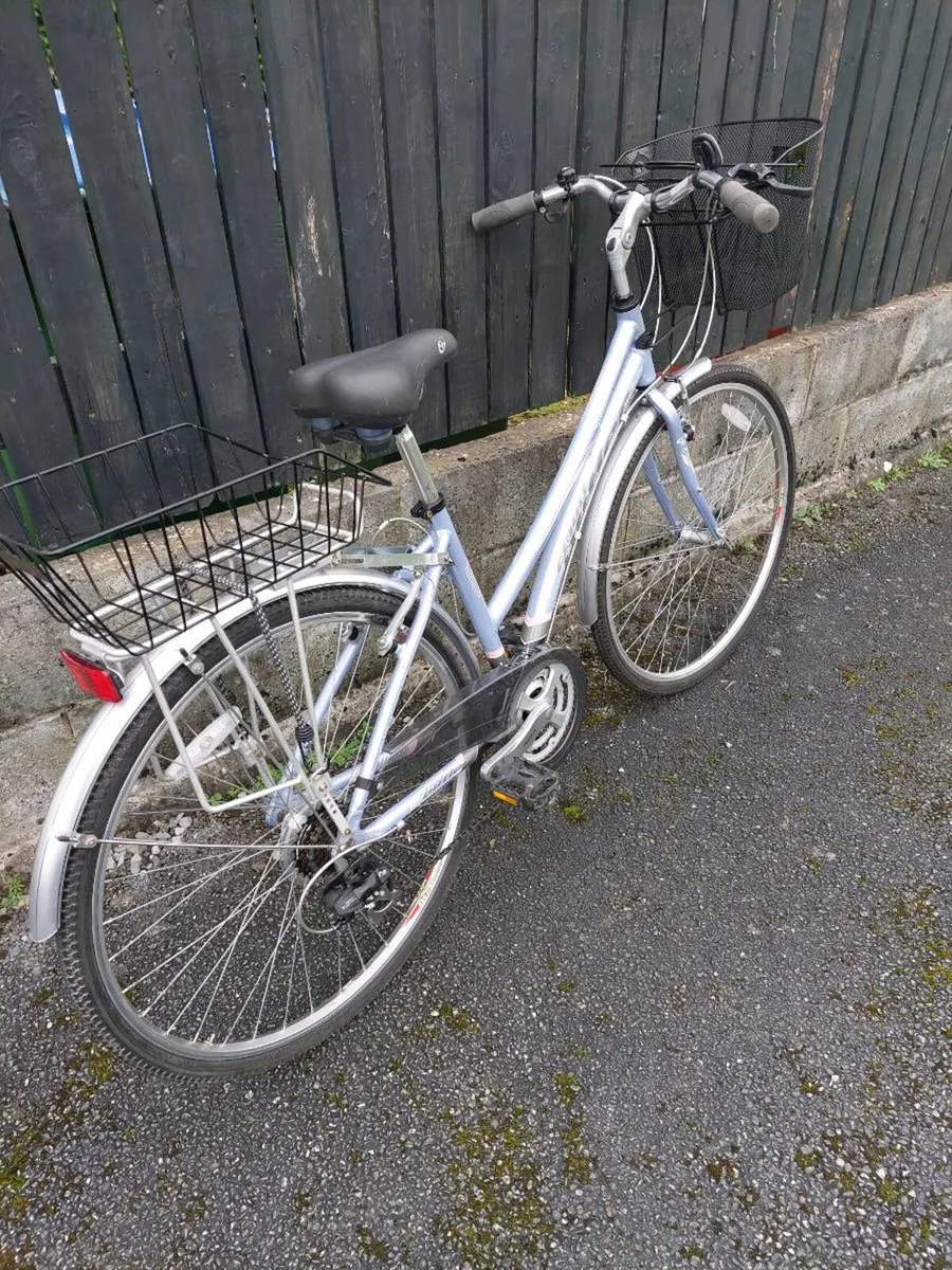 Beautiful Ladies Claud Butler Bicycle for Sale - Image 3