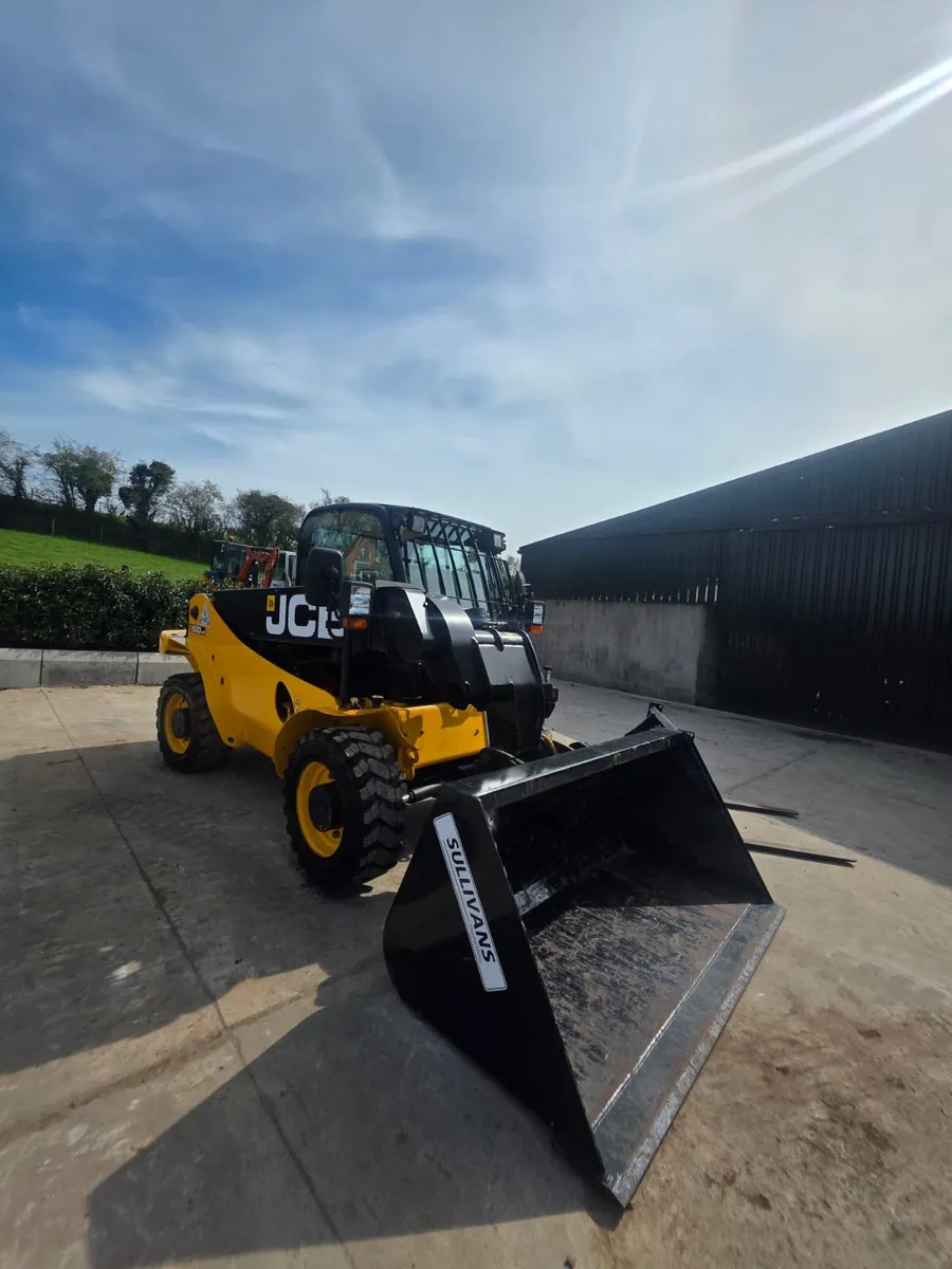 2016 JCB 520-40 - Image 1