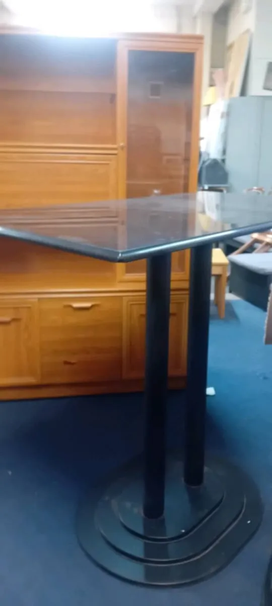 Large High Granite Pub Table - Image 1