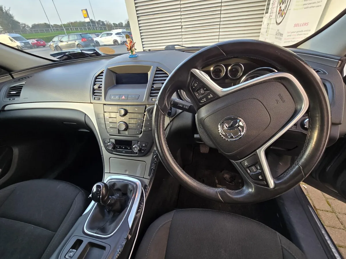 Opel Insignia diesel 160km tax year - Image 3