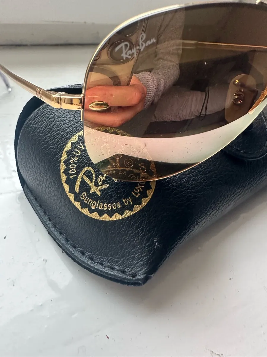 Ray Ban Sun Glasses Brand New - Image 2