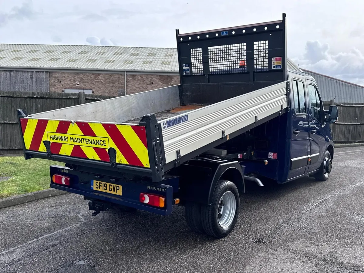 2019 Renault Master Tipper Van - Image 1