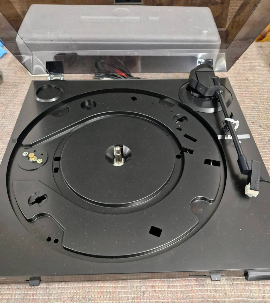 Pioneer Turntable - Image 3