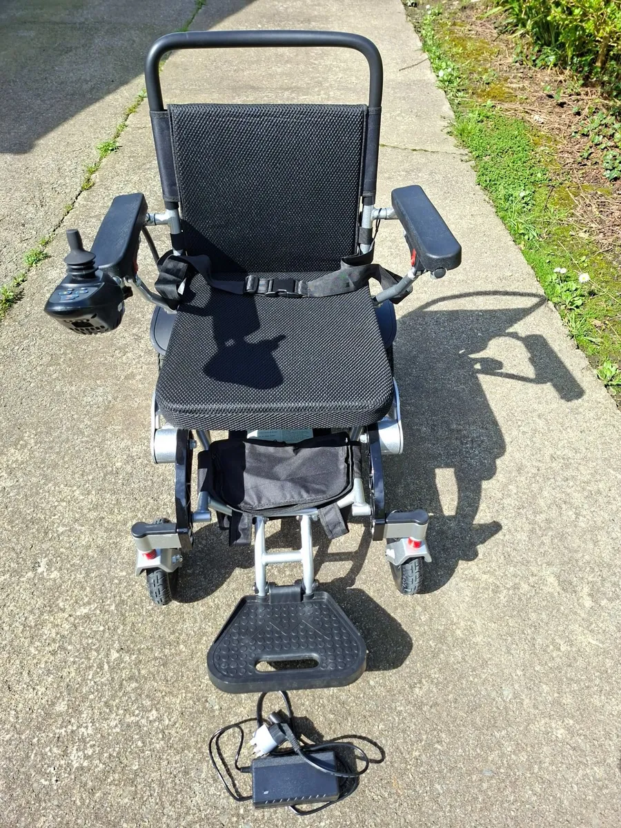 ELECTRIC WHEELCHAIR - Image 1