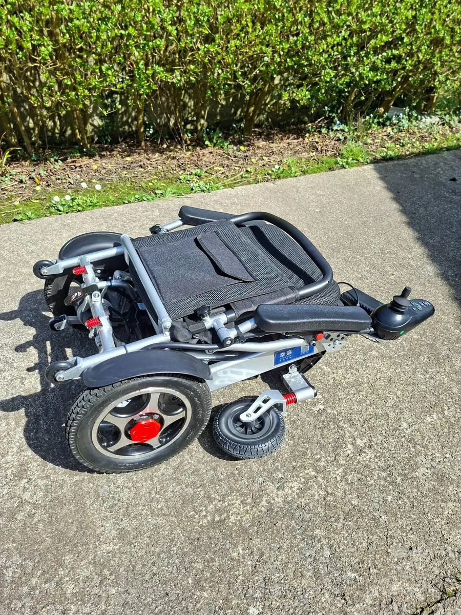ELECTRIC WHEELCHAIR - Image 4