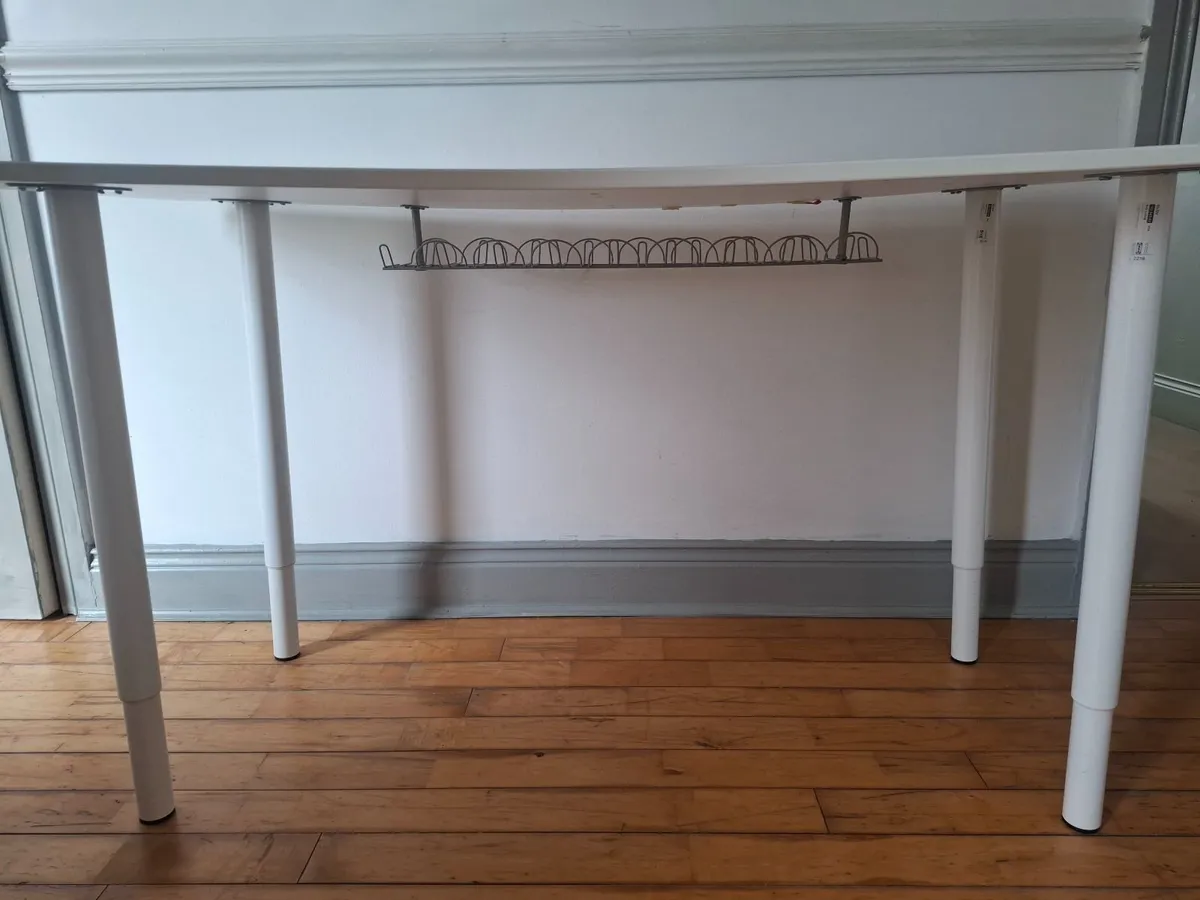 table and chair - Image 4