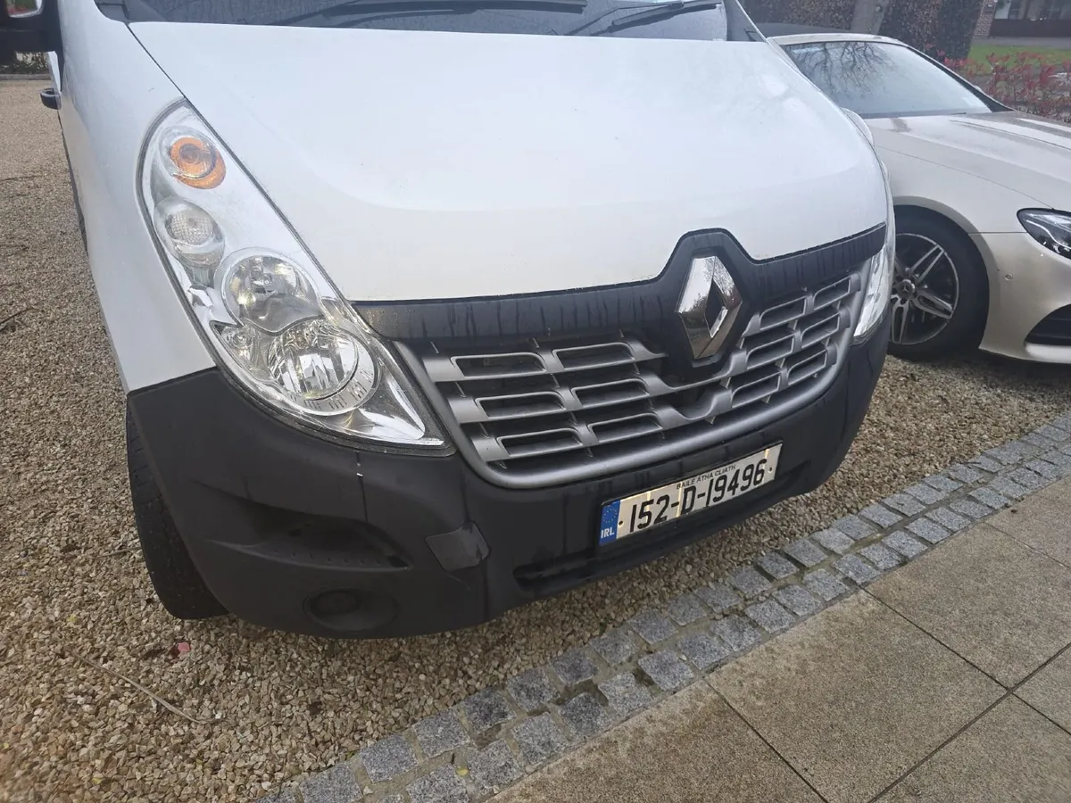 Renault Master 2015 - Image 1