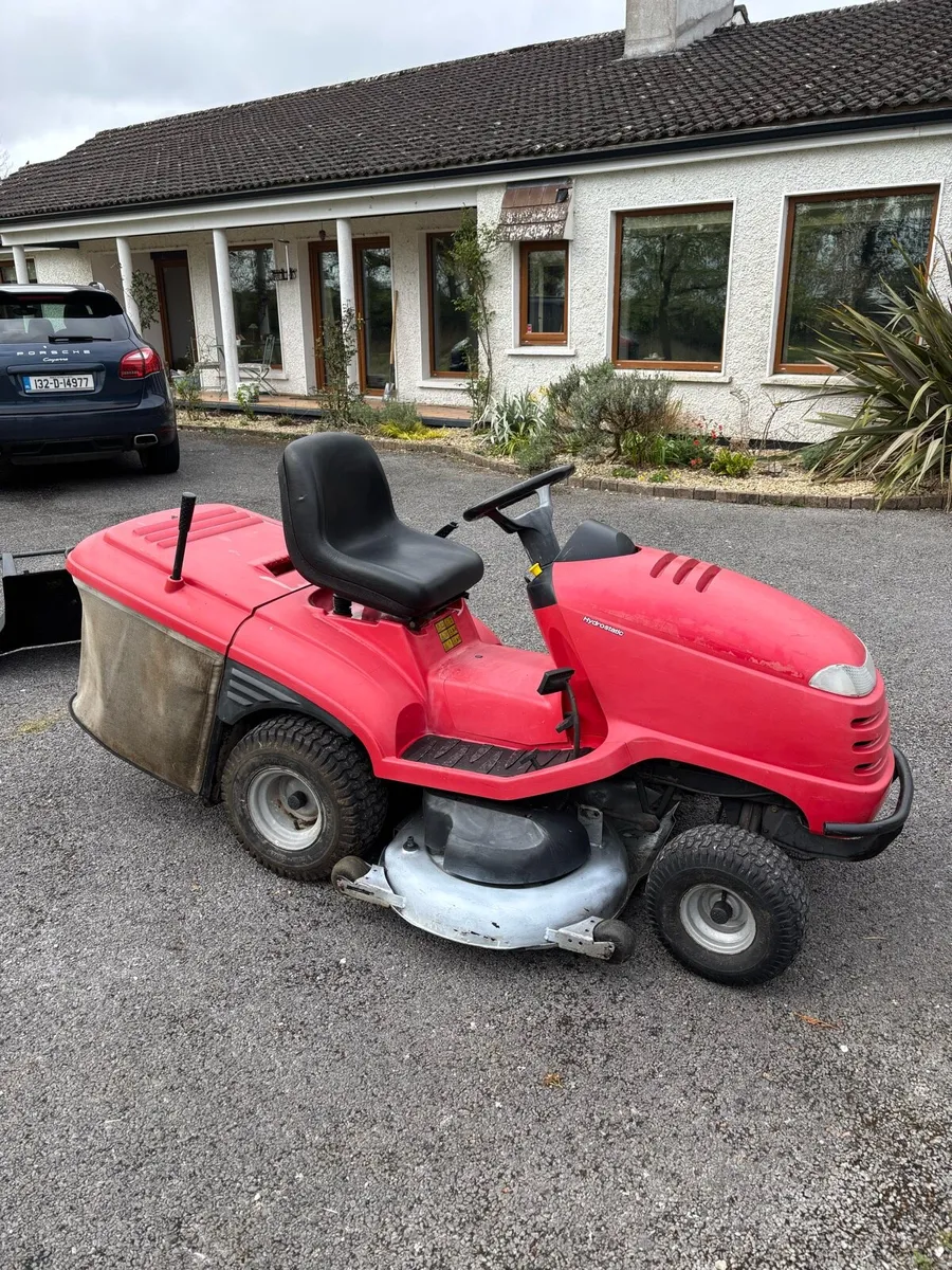 Honda 2620 Ride on Mower 20 hp 48” cut Price Drop - Image 3