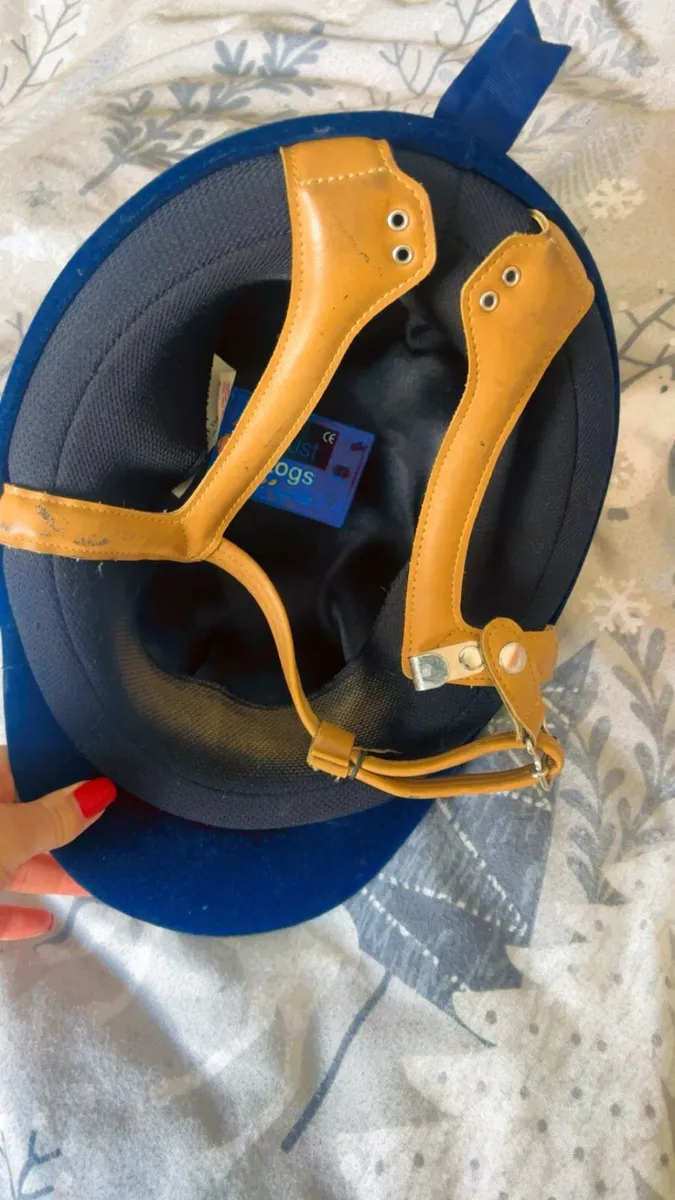 Tack clear out - Image 3