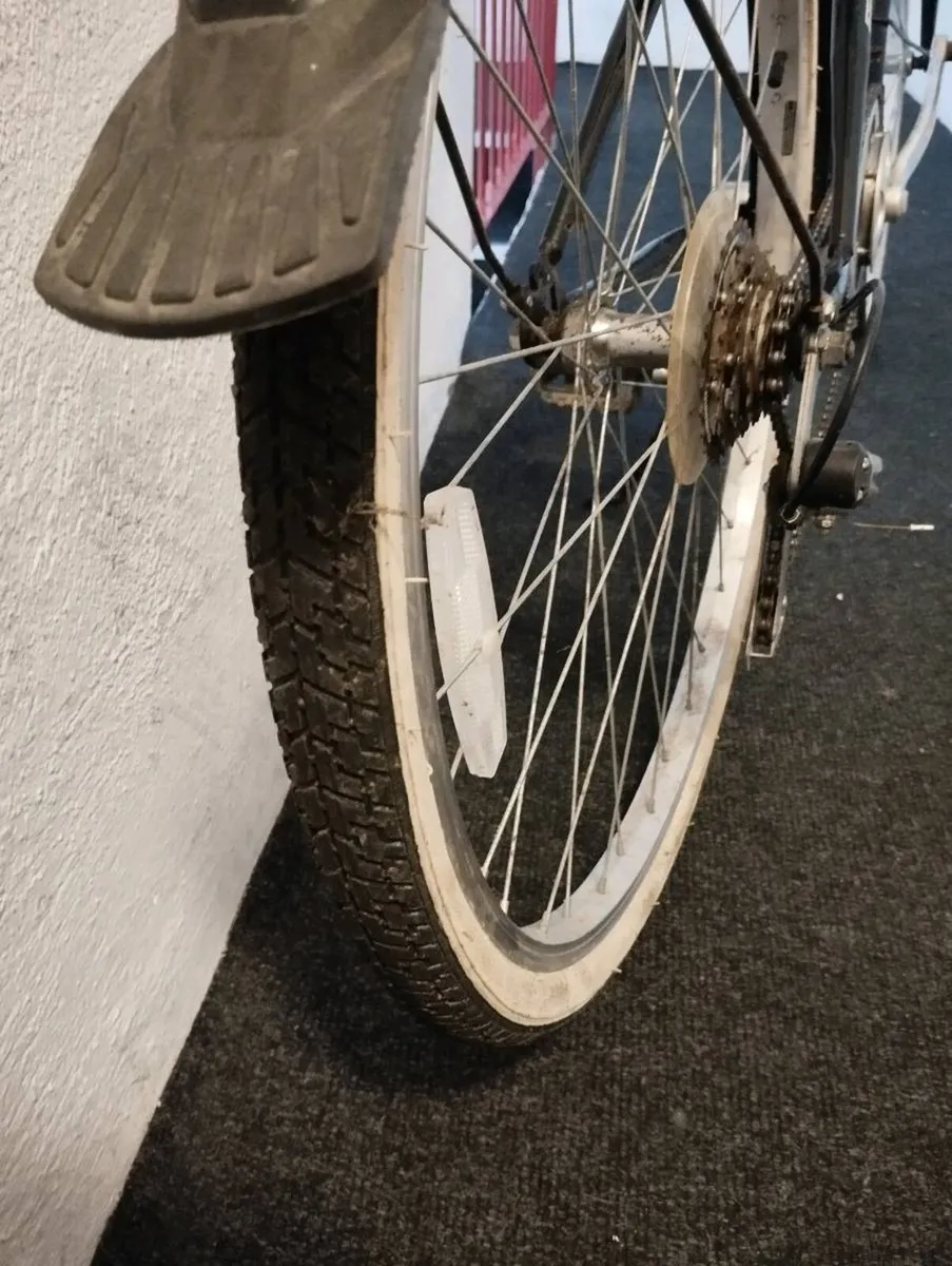 Ladies 26inch hybrid - Image 4