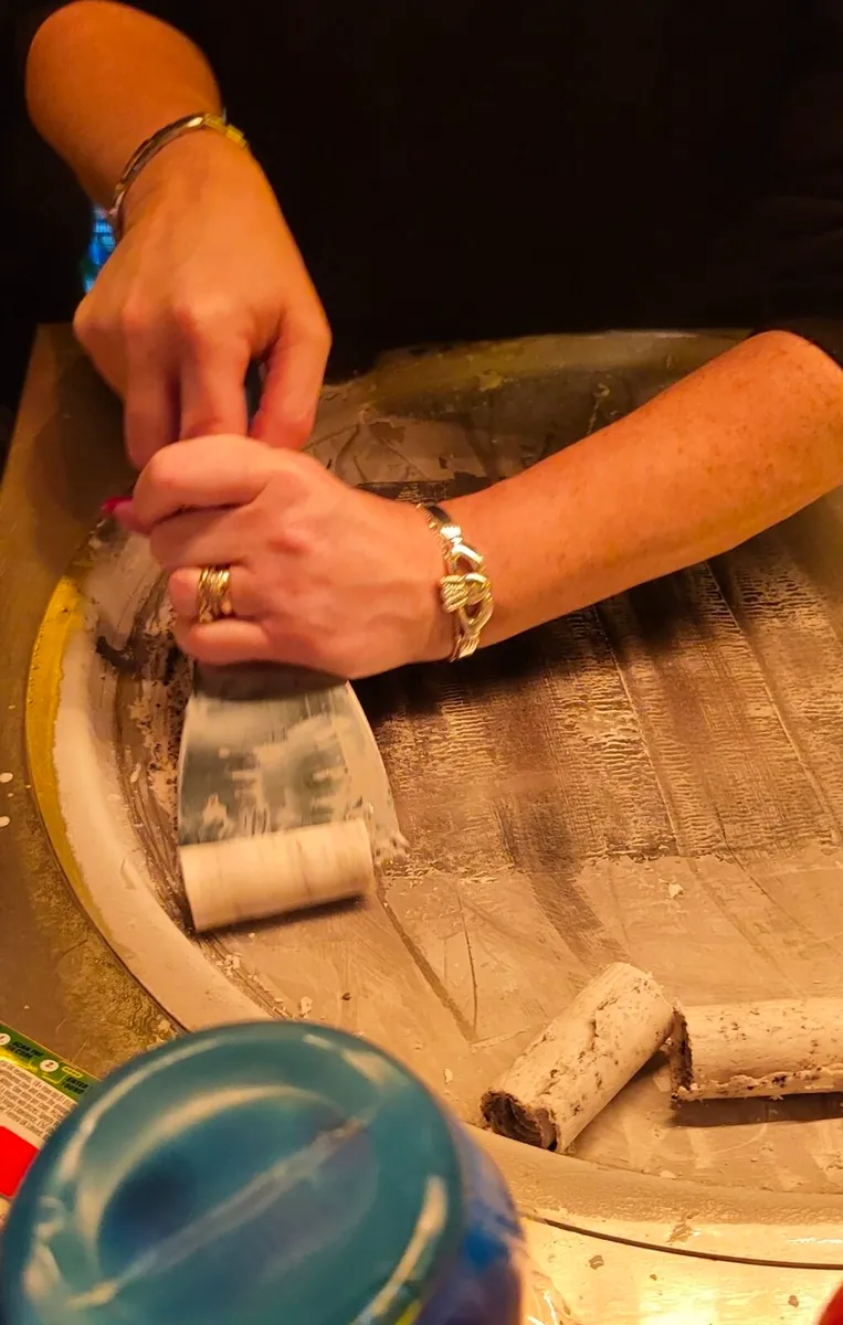 Rolled icecream machines - Image 1