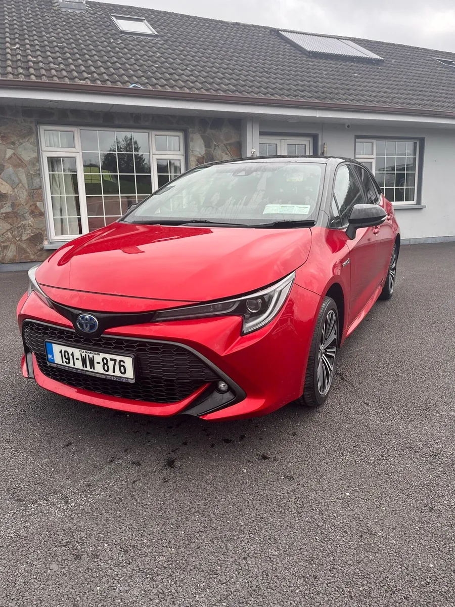 Toyota Corolla Hybrid Sport 2019 - Image 2