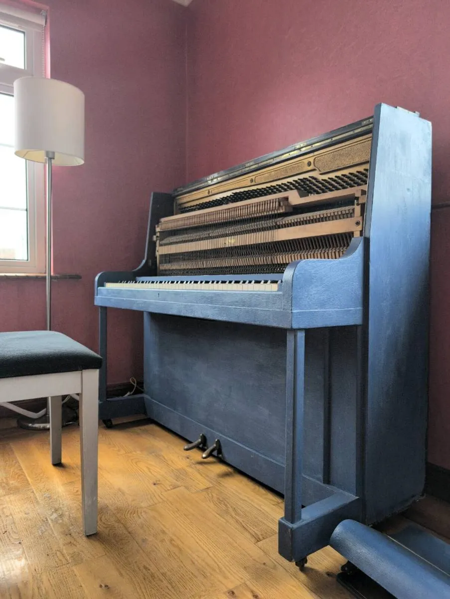 Upright Piano - Image 2