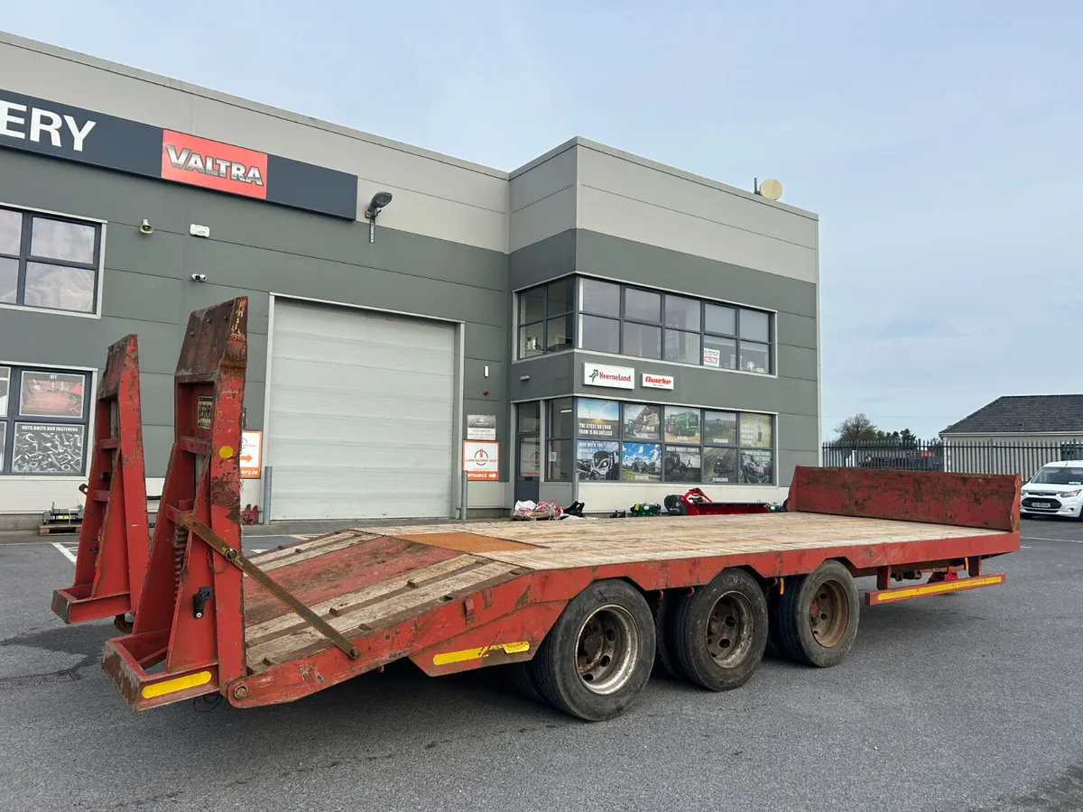 Herron Tri Axle Low Loader - Image 1