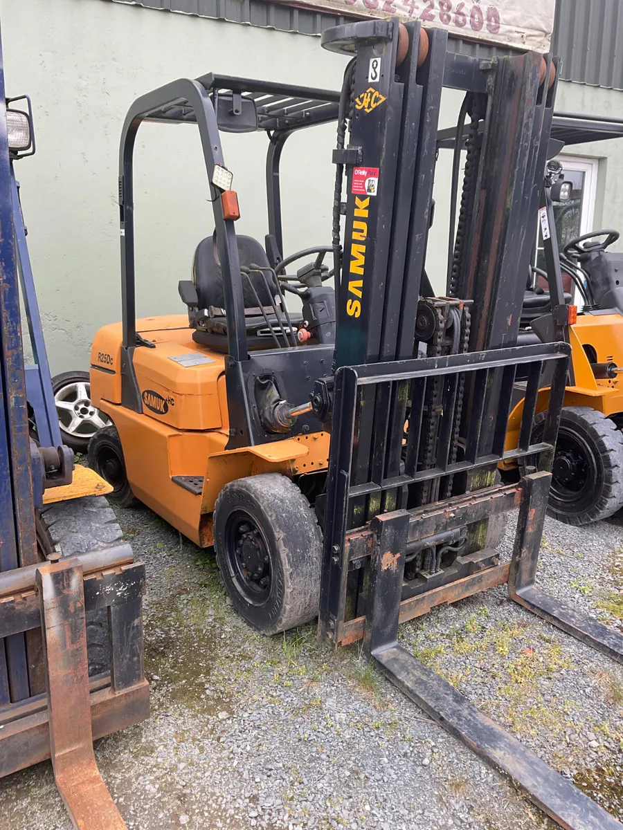 FORKLIFT - Image 3