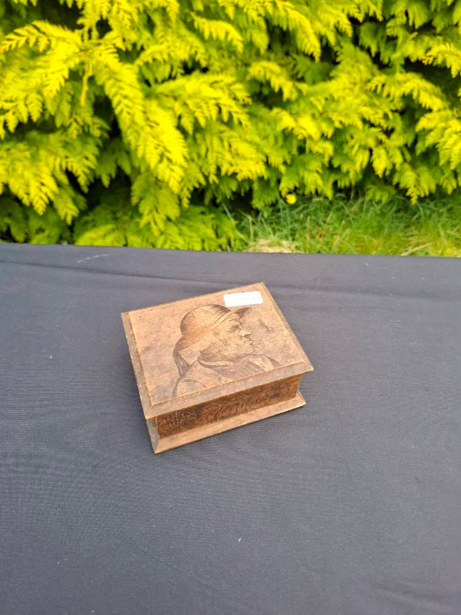 Brittany wood box postage possible - Image 1