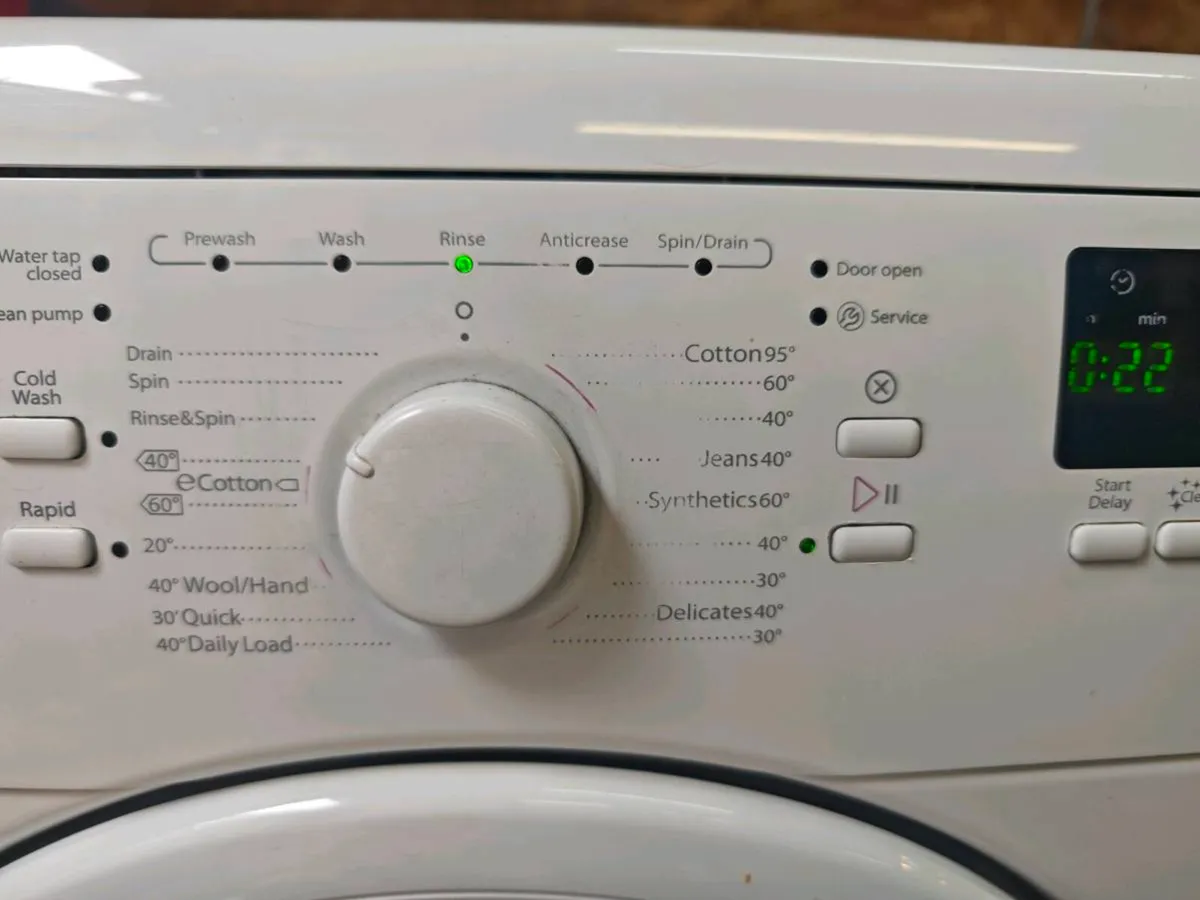 Whirlpool washing machine 9kg - Image 3