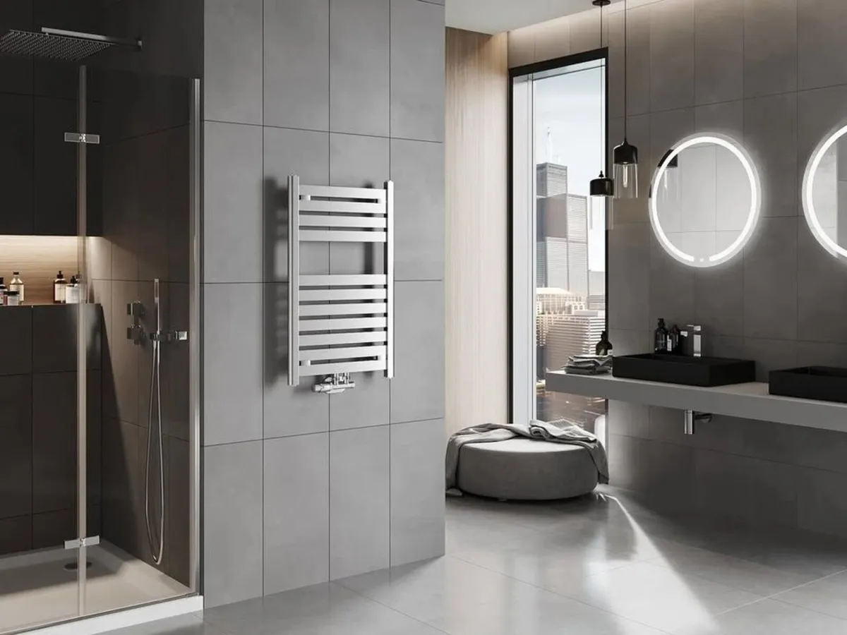 Brand New-Bathroom Towel Rail/Radiator 800 x 500mm - Image 4