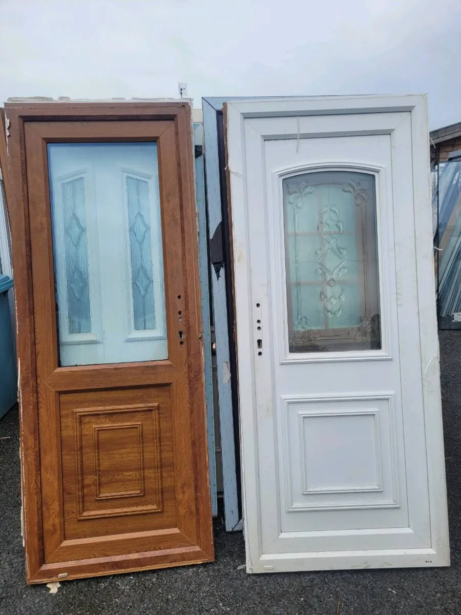 Toms pvc doors D22PP30 - Image 1