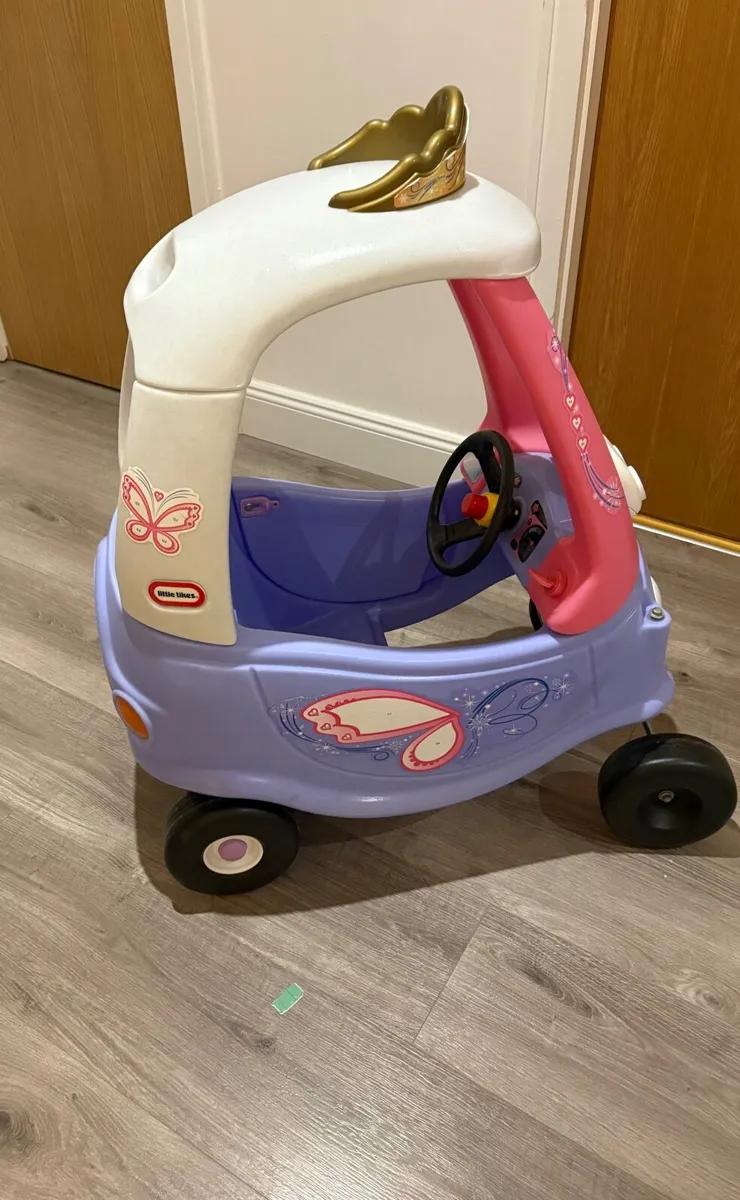 Little tikes cosy coupe - Image 1