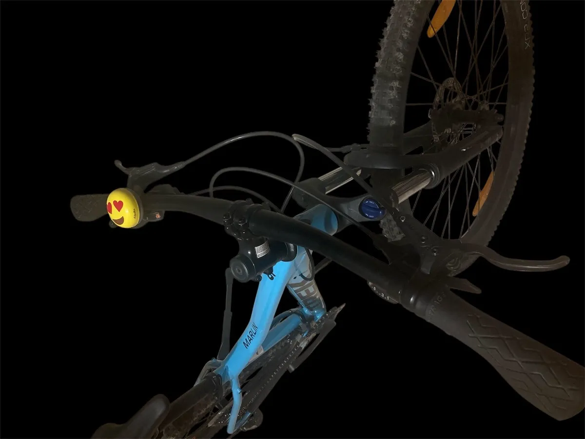 Trek Marlin 5  small - Image 2